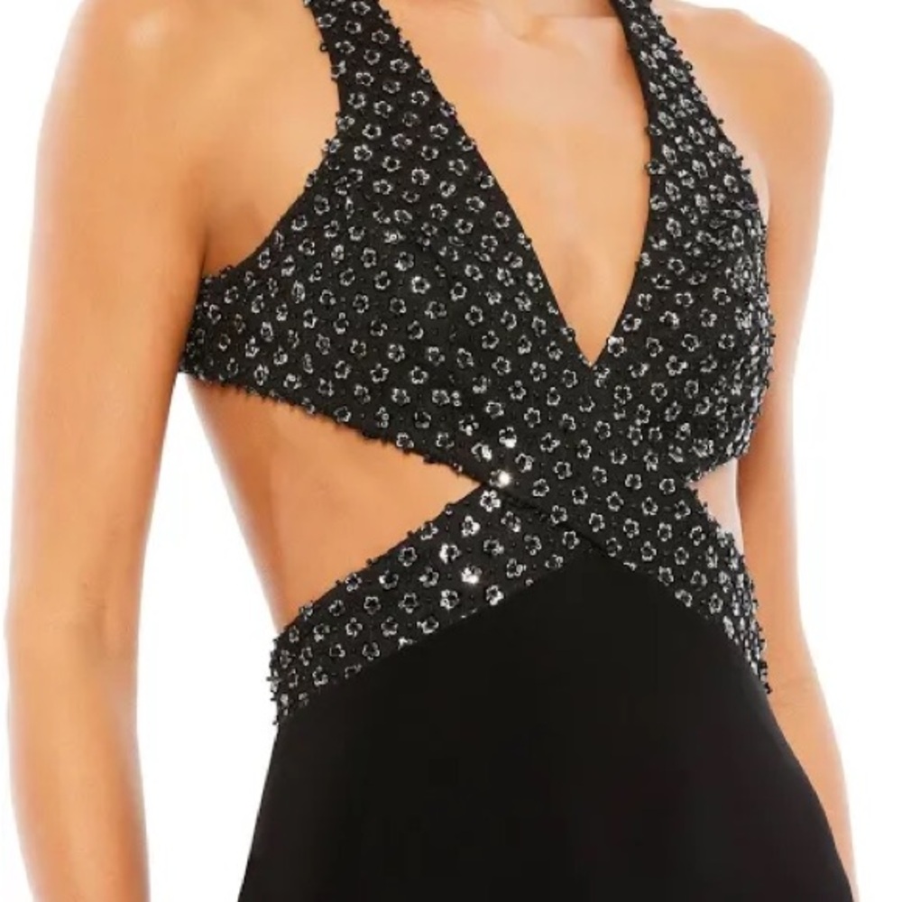 Elegant Mac Duggal Black Dress with Side Slit